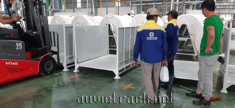 pallet xếp chồng